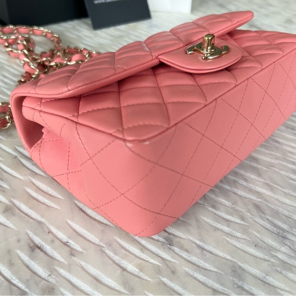 CHANEL CLASSIC FLAP MINI RECTANGLE BAG (AUTHENTIC) - Picture 3 of 11